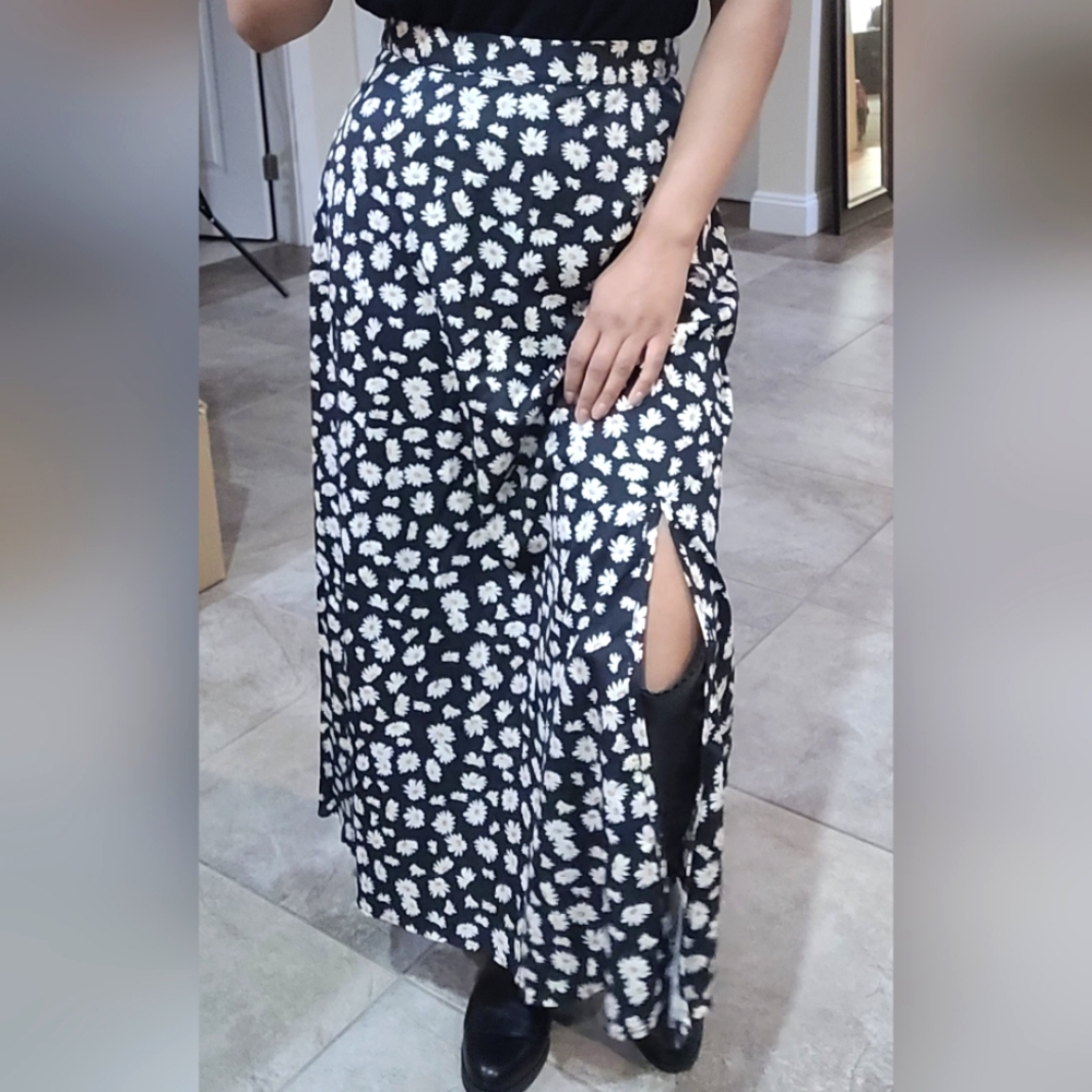 Daisy skirt